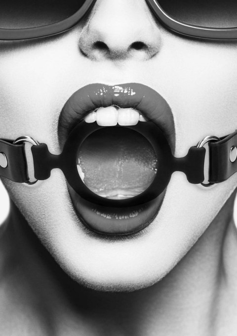 SILICONE RING GAG - WITH ADJUSTABLE BONDED LEATHER STRAPS SILICONE RING GAG - WITH ADJUSTABLE BONDED LEATHER STRAPS