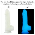 ŚWIECĄCE DILDO 19,05 CM LUMINO PLAY REALISTYCZNE, ŚWIECĄCE W CIEMNOŚCI