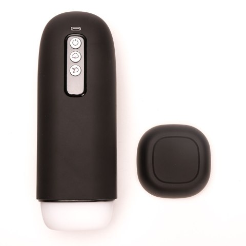 Masturbator Z Wibracją Ssaniem Cyberskóra Ładowany Usb Czarny